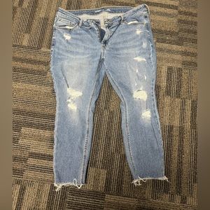 Old Navy Mid Rise Super Skinny Rockstar Women’s Size 16 short